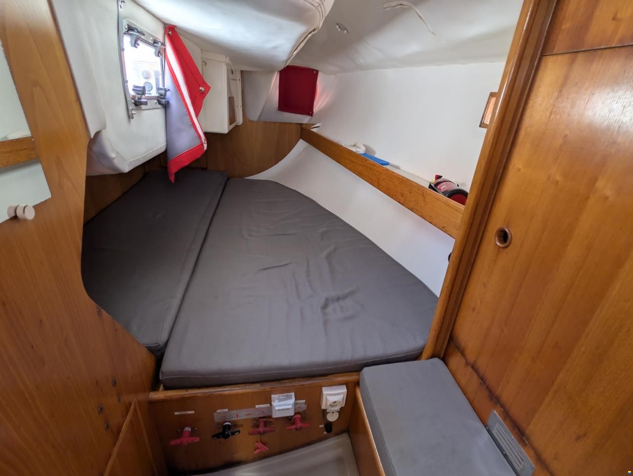 Beneteau Oceanis 320