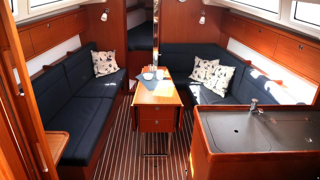 Bavaria Cruiser 34