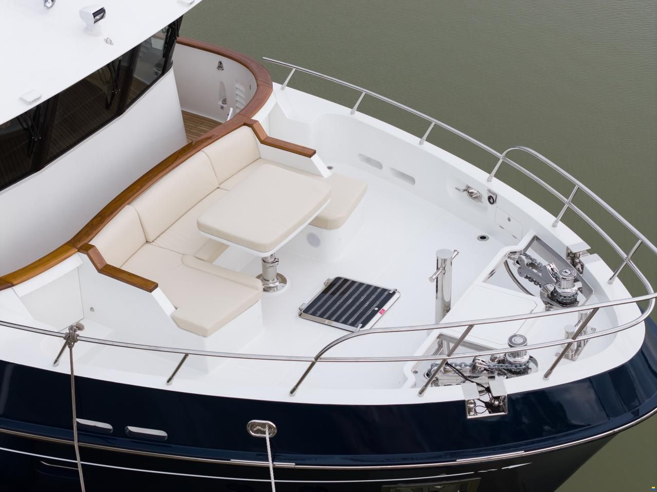 Selene 68 Explorer