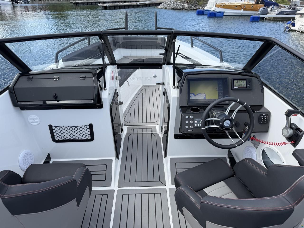 Finnmaster Husky R8
