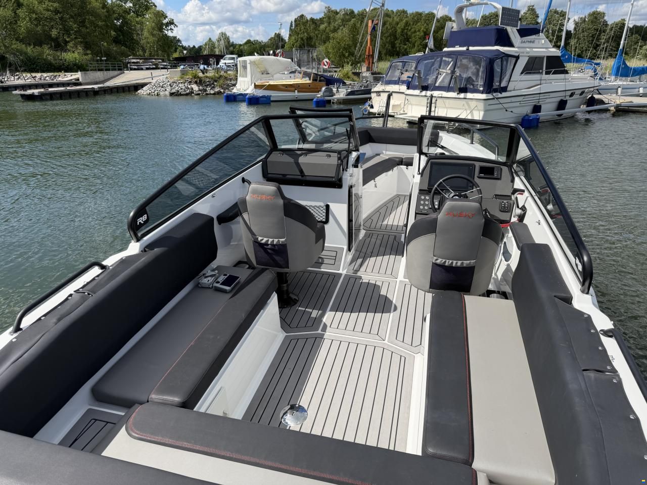Finnmaster Husky R8