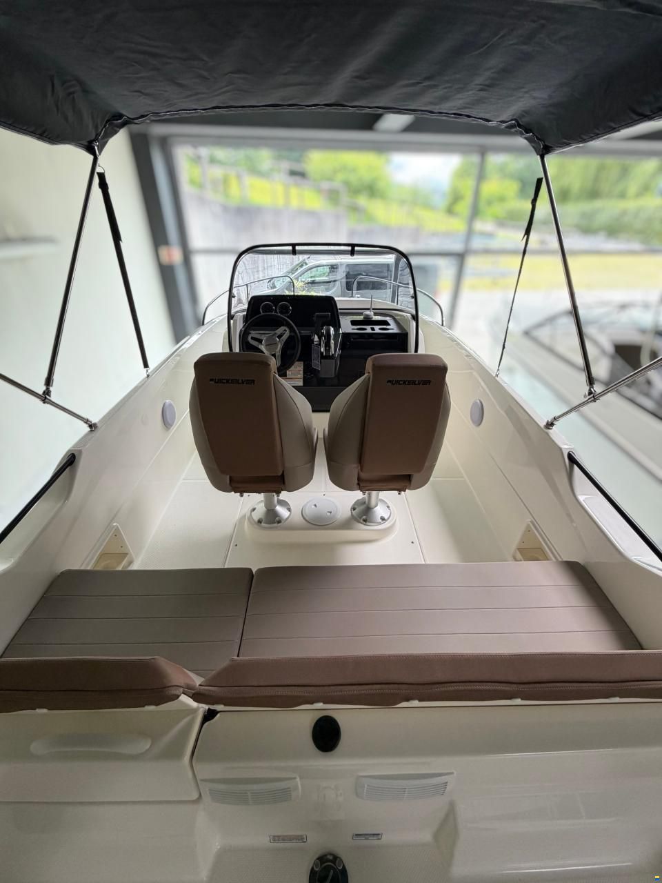 Quicksilver 605 Open