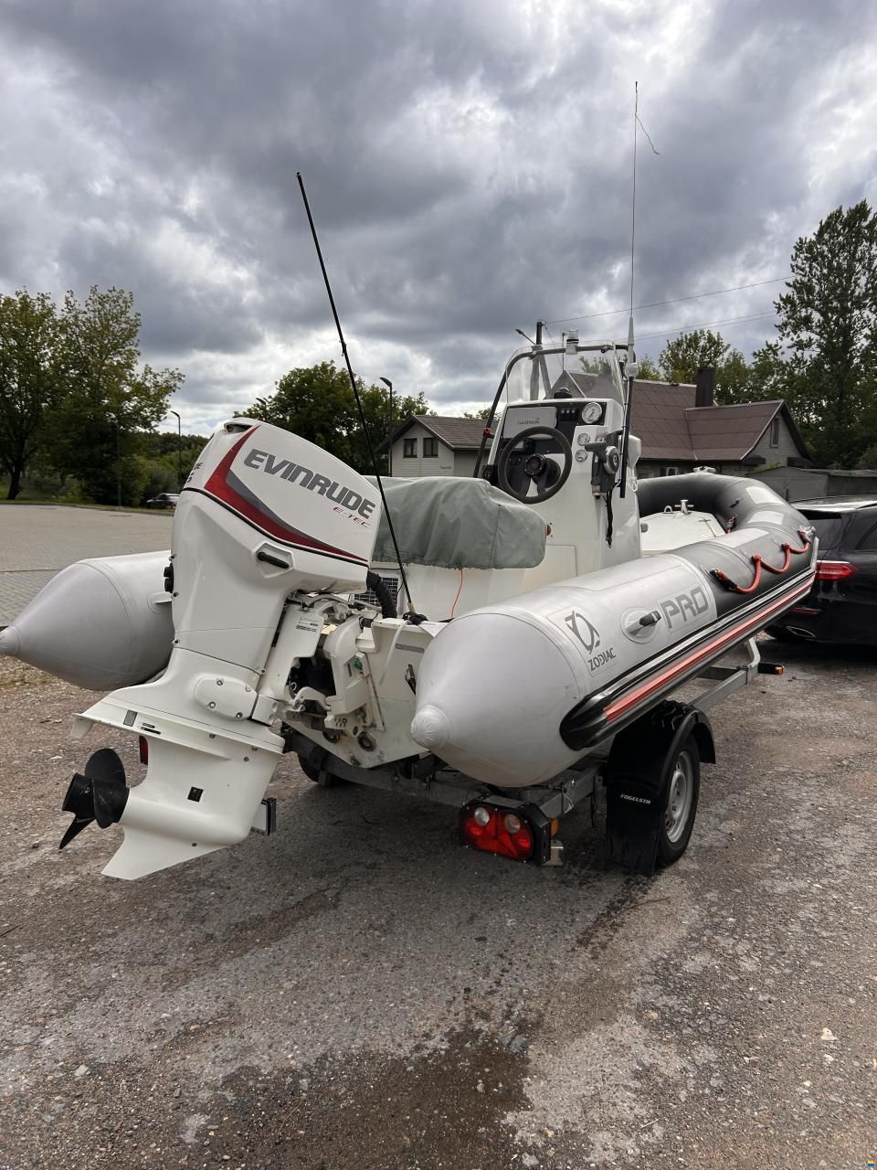 Zodiac PRO 550