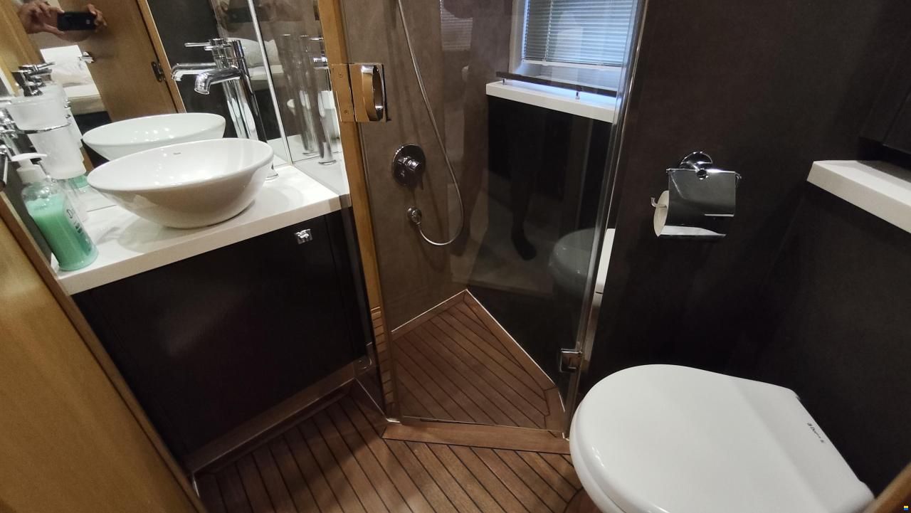 Princess V52