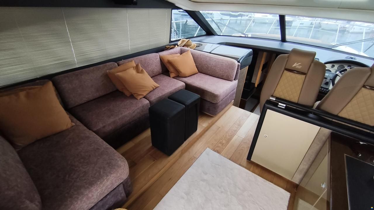 Princess V52