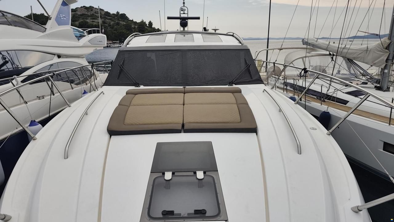 Princess V52