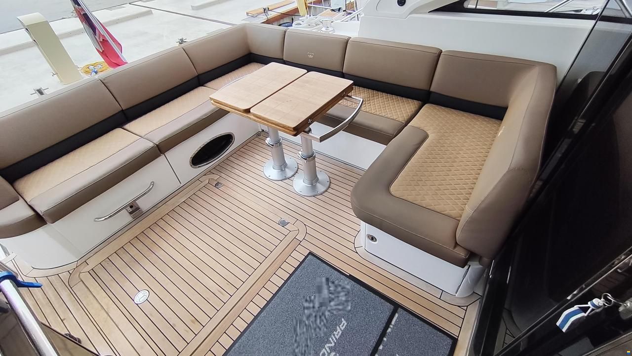 Princess V52