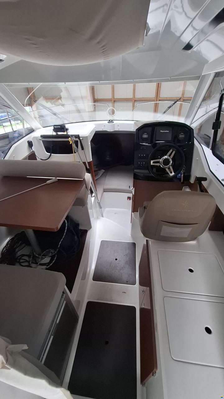 Jeanneau Merry Fisher 795