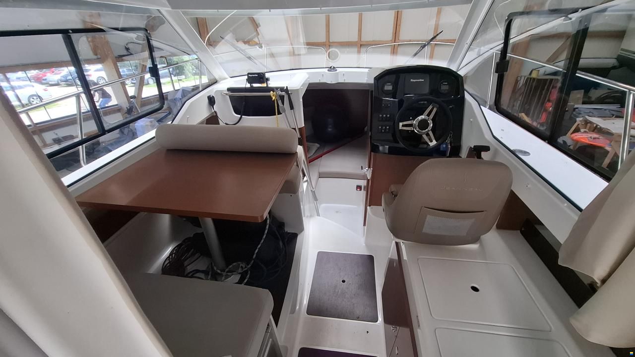 Jeanneau Merry Fisher 795