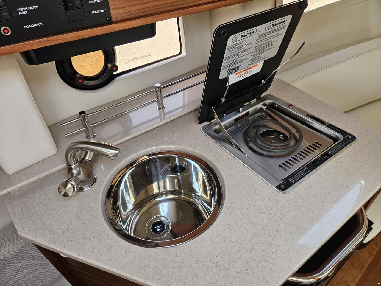 Sea Ray 265