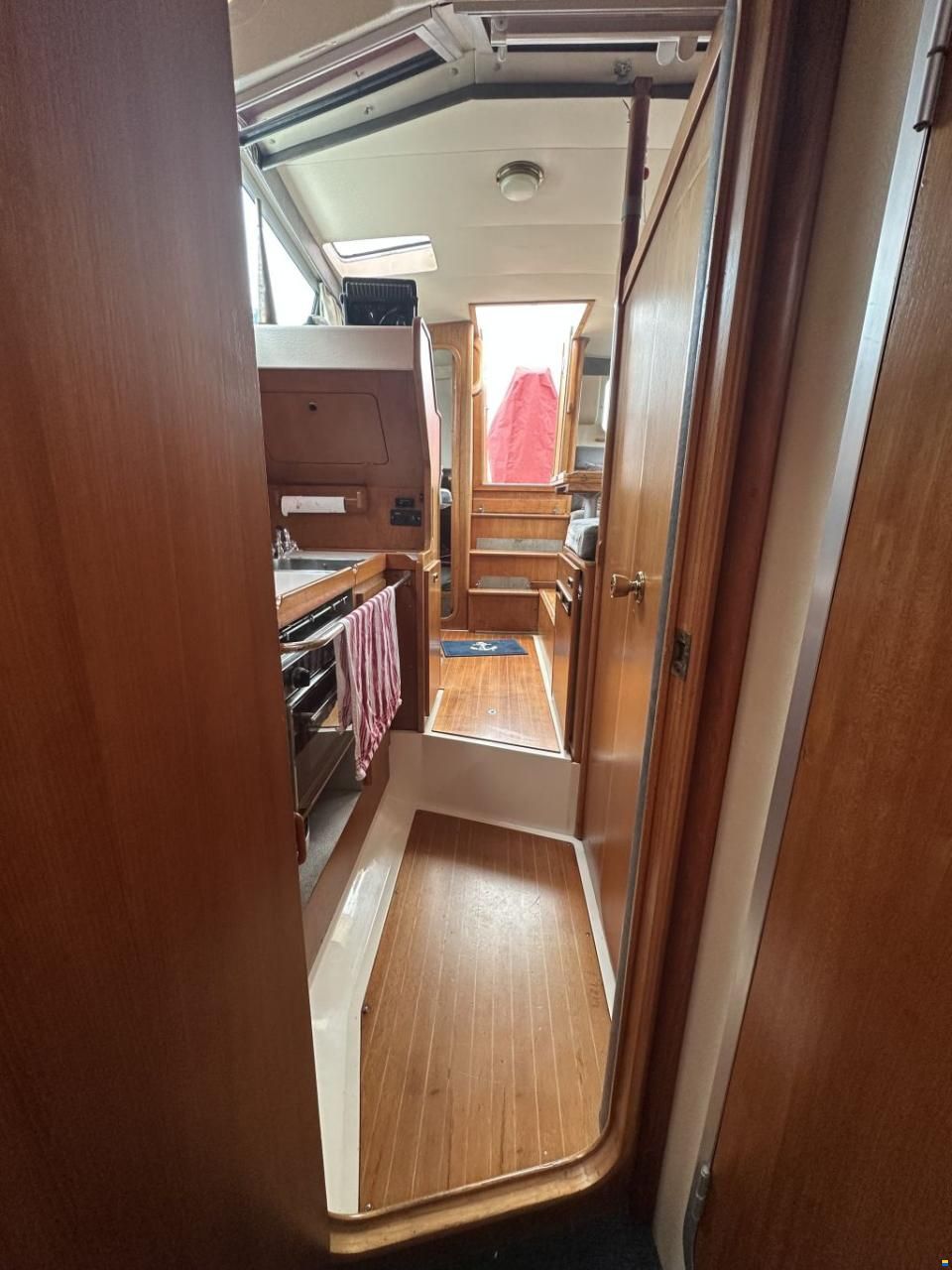 Moody Eclipse 33