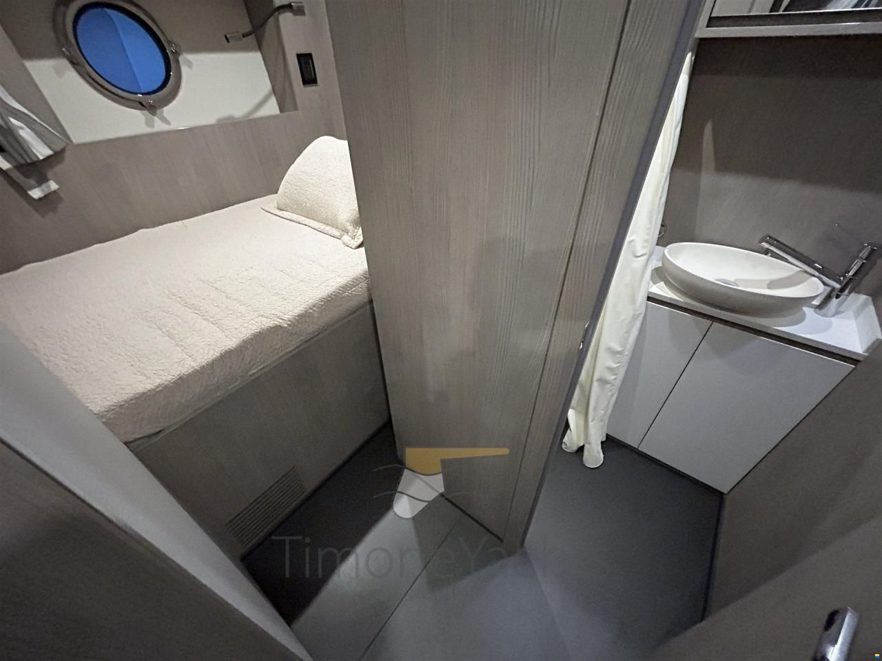 Azimut S10