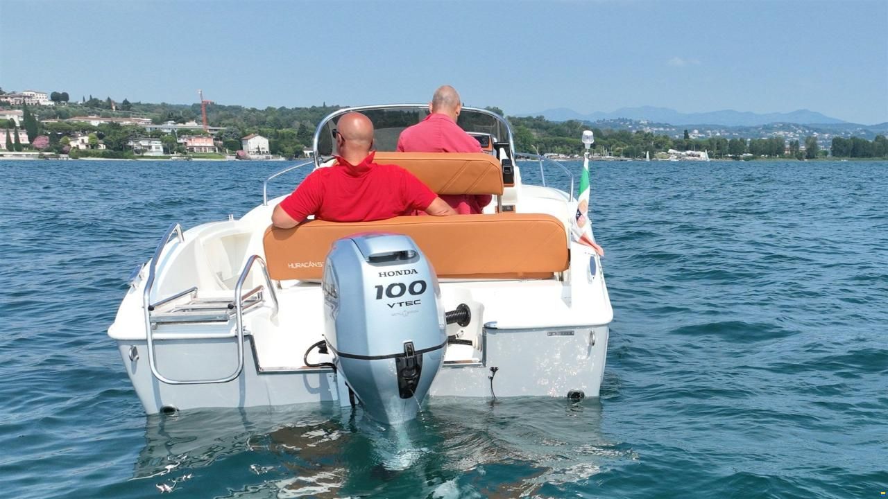 Prua al Vento Huracan 5.7 WA