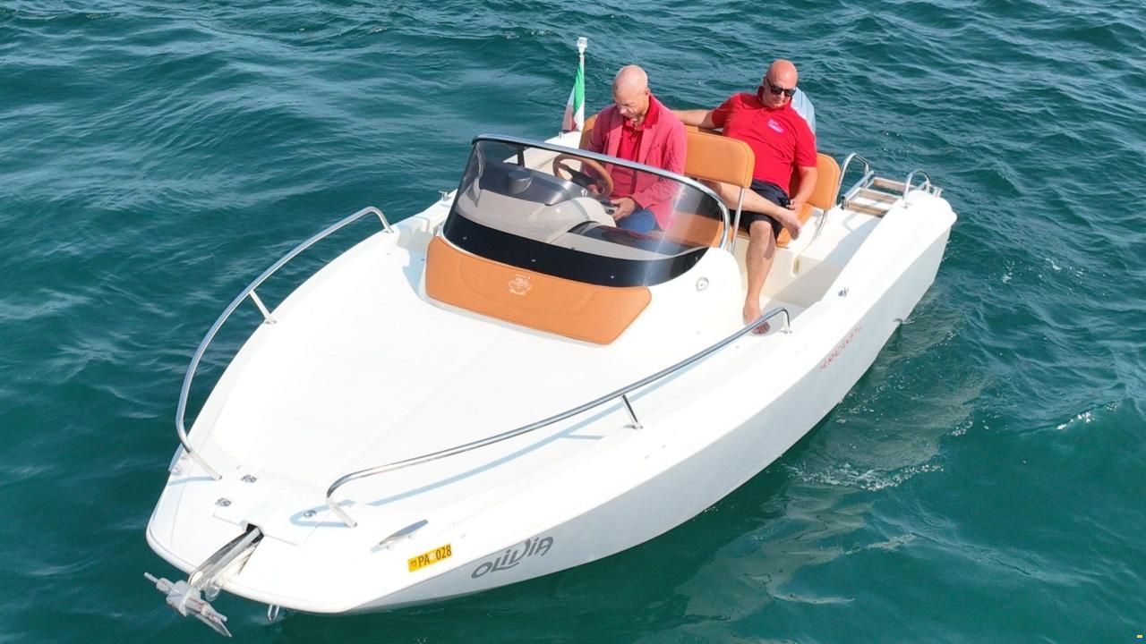 Prua al Vento Huracan 5.7 WA