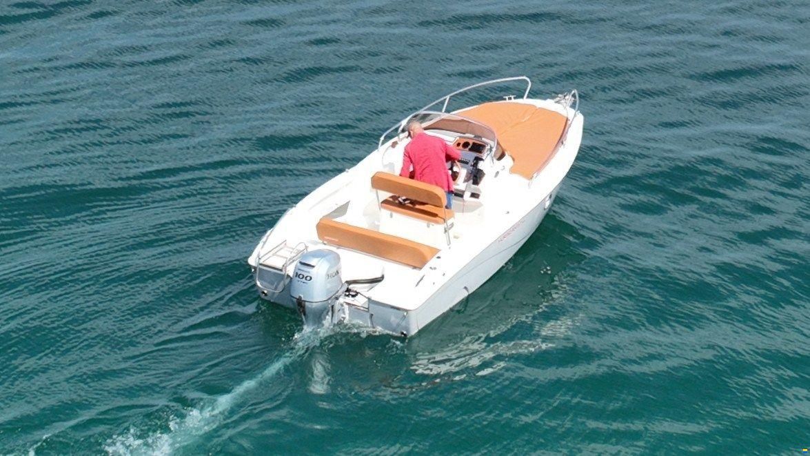 Prua al Vento Huracan 5.7 WA