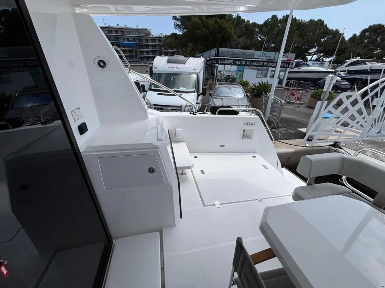 Leopard 40 Powercat