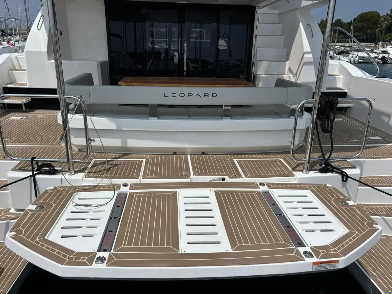 Leopard 46 Powercat