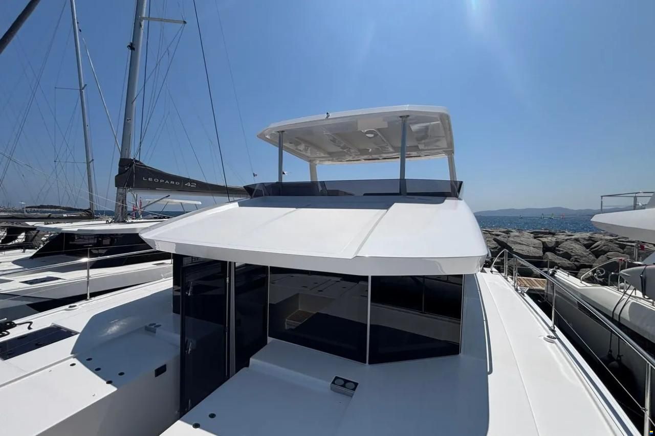 Leopard 46 Powercat