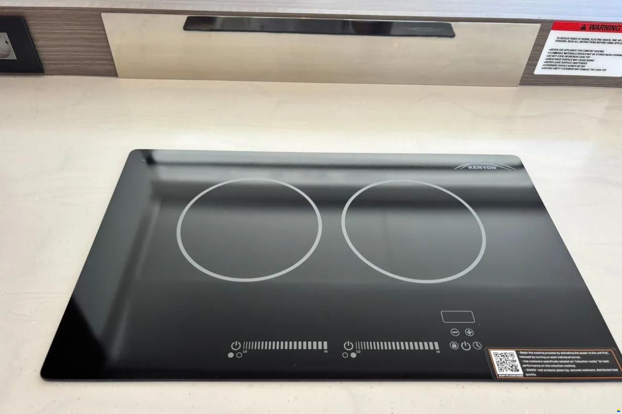Leopard 46 Powercat