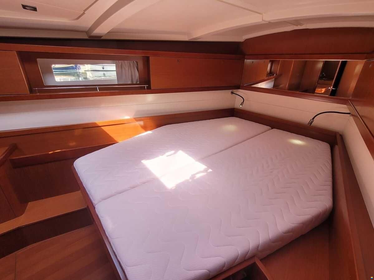 Beneteau Oceanis 45