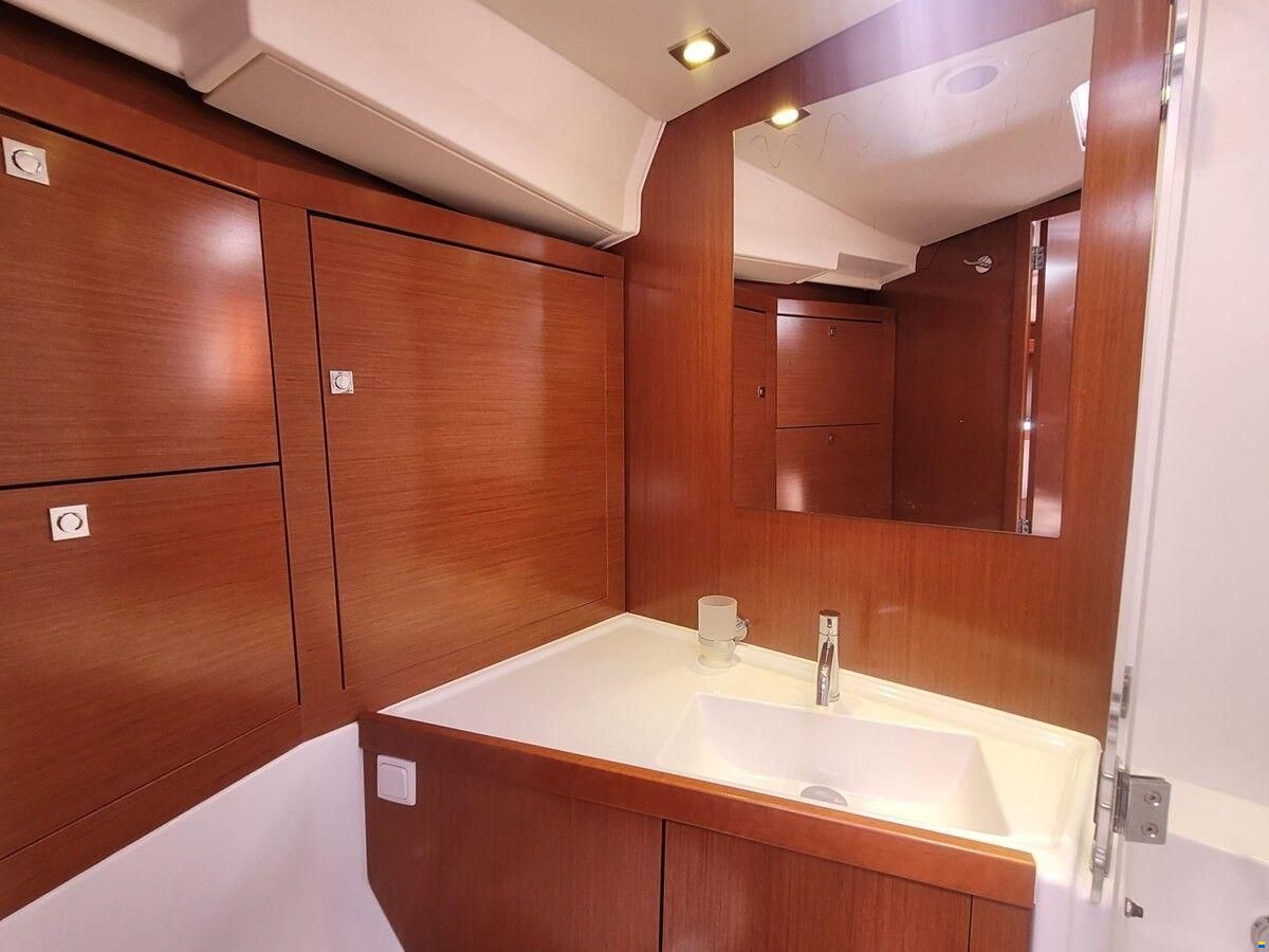 Beneteau Oceanis 45