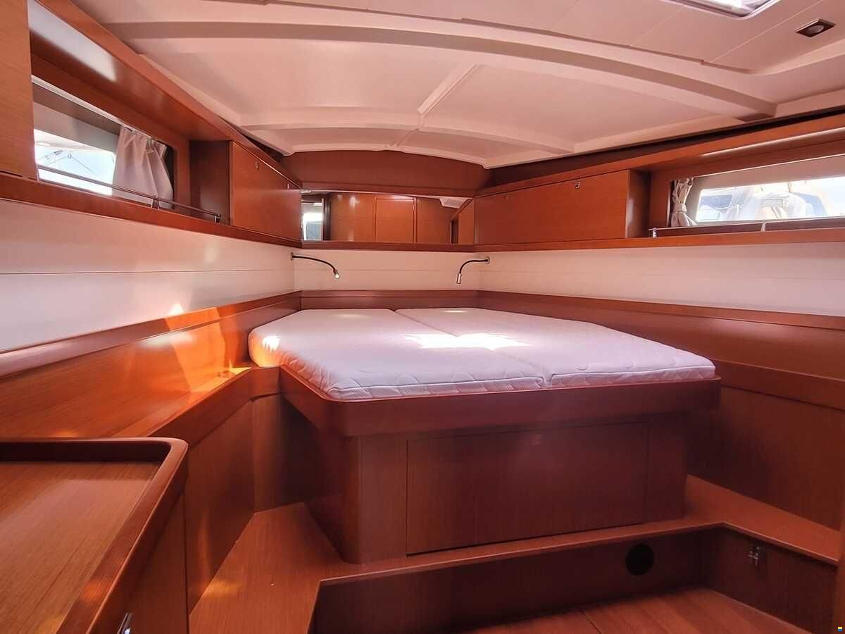 Beneteau Oceanis 45