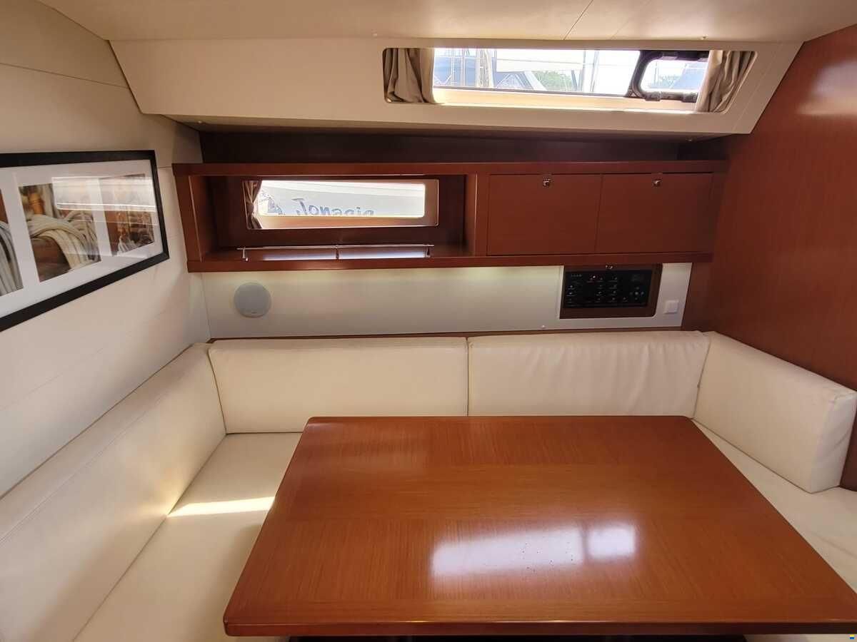 Beneteau Oceanis 45