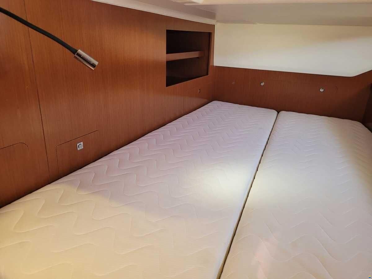 Beneteau Oceanis 45