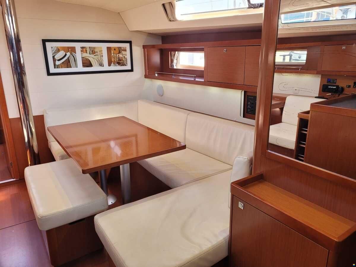 Beneteau Oceanis 45