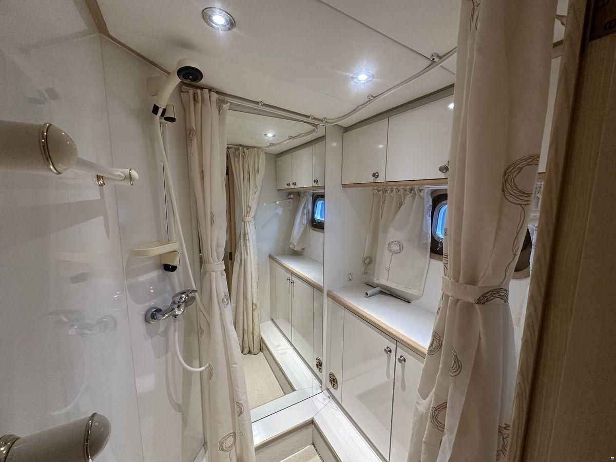 Valk Vitesse 48