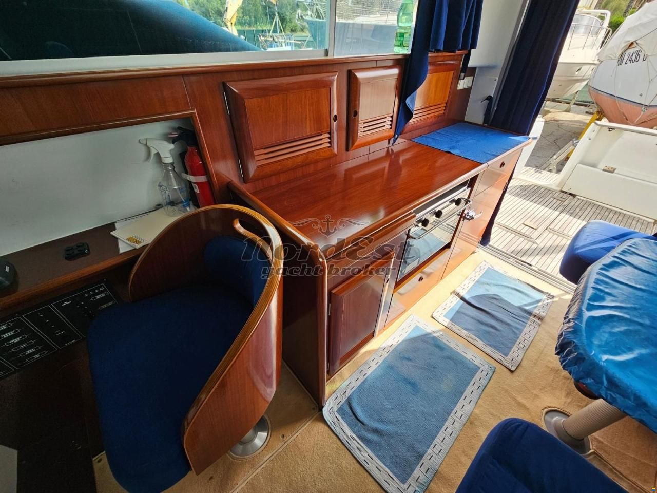 Beneteau Antares 10.80
