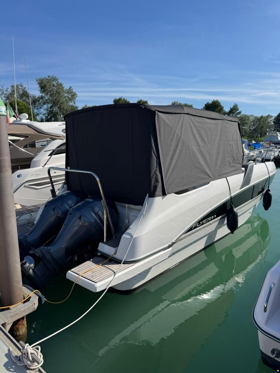 Beneteau Flyer 8.8 Sundeck