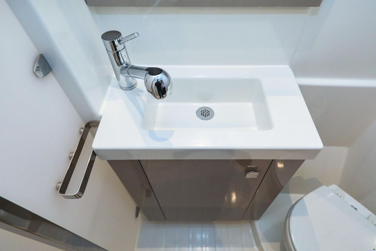 Fountaine Pajot Astrea 42