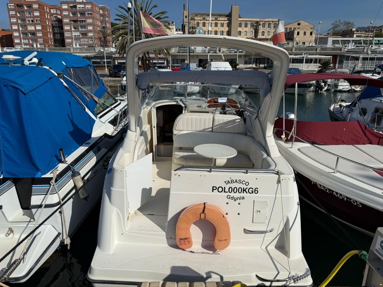 Maxum 2700 SCR