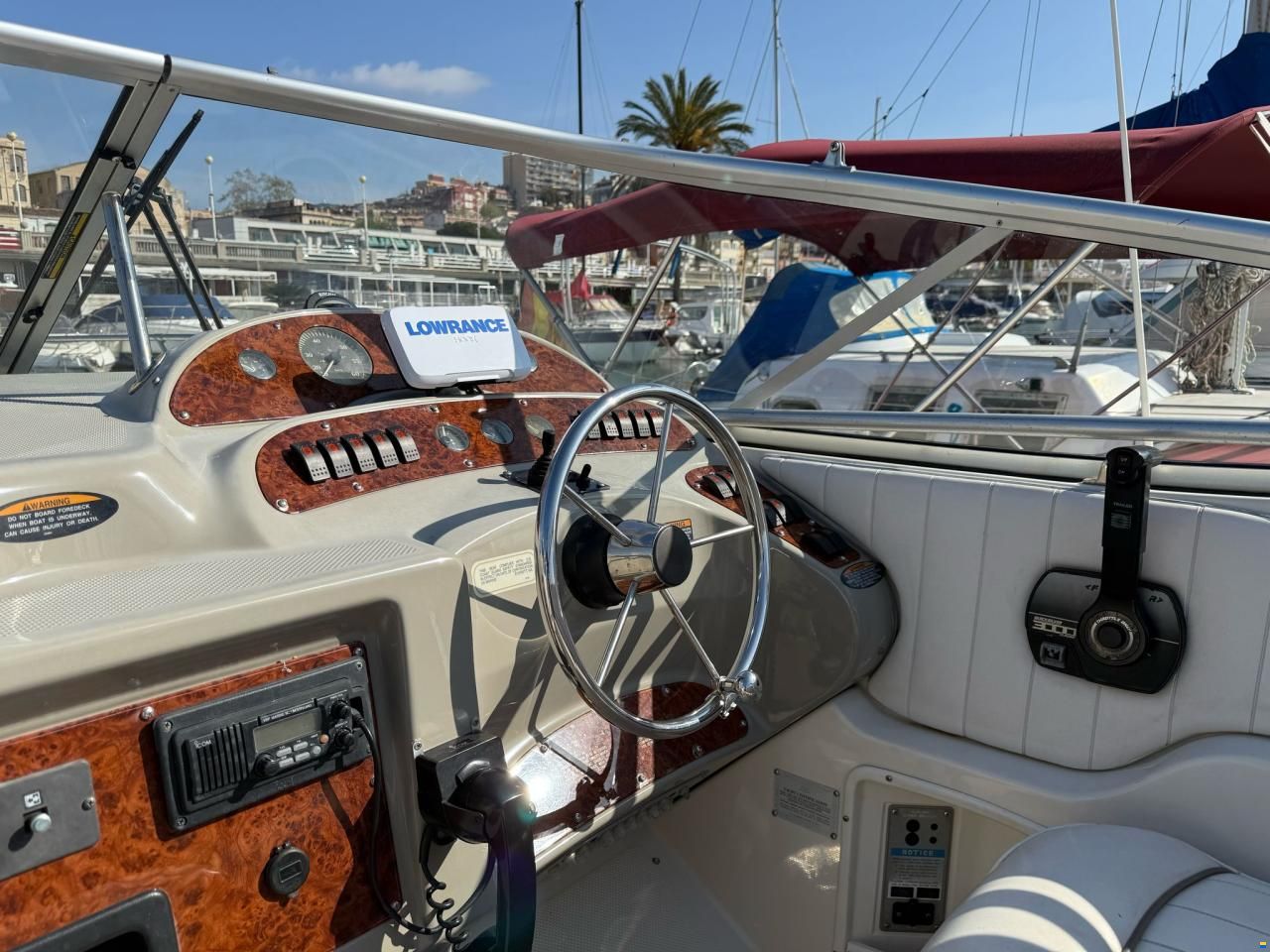 Maxum 2700 SCR
