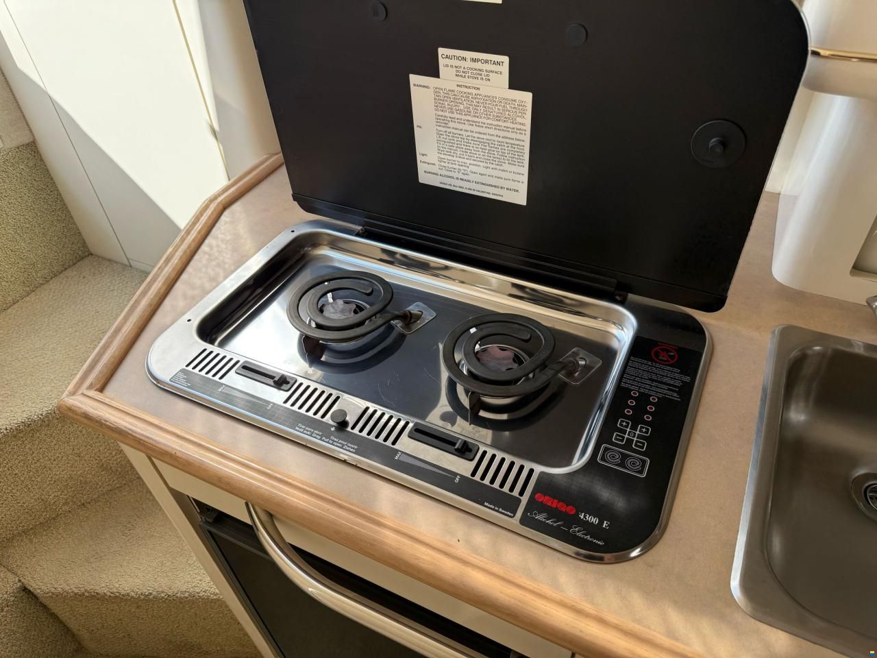 Maxum 2700 SCR