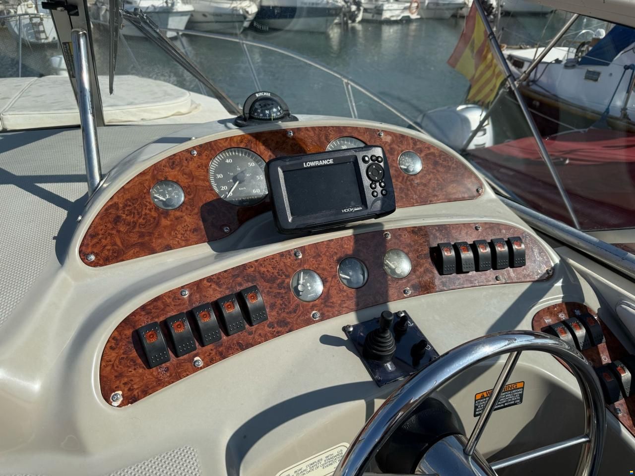 Maxum 2700 SCR