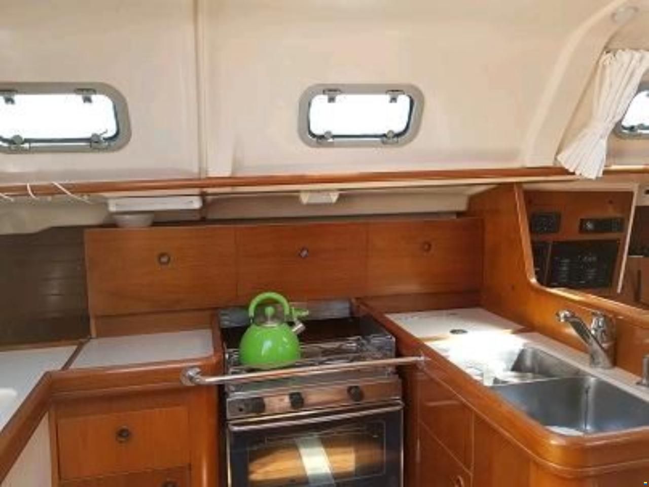 Beneteau Oceanis 321