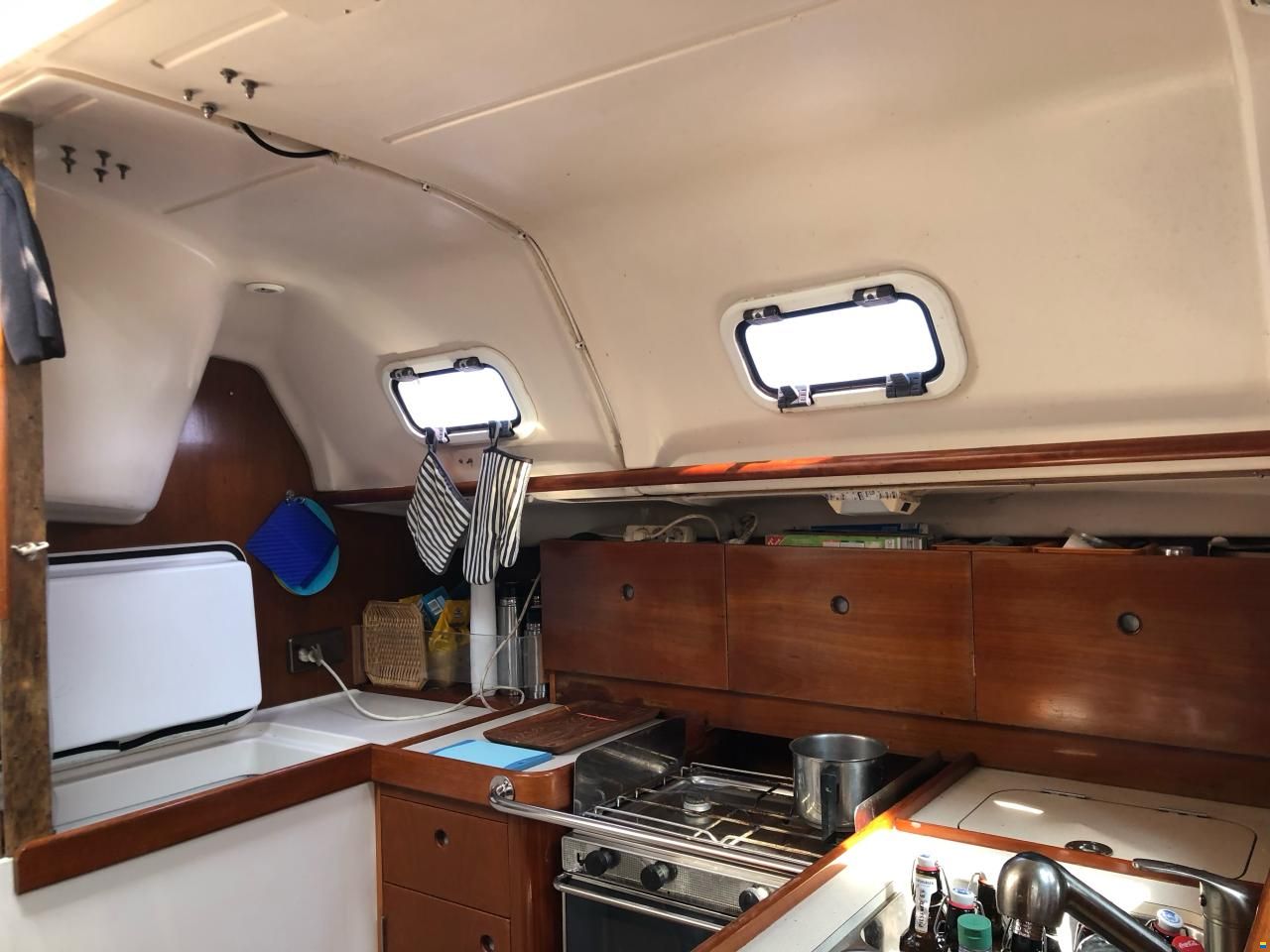 Beneteau Oceanis 321