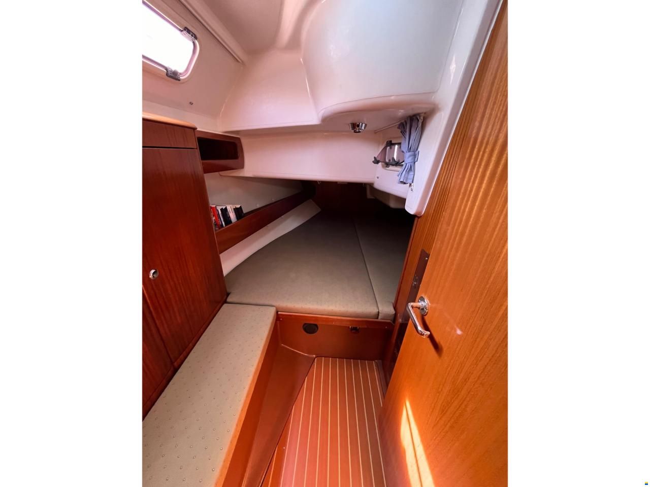 Bavaria 38
