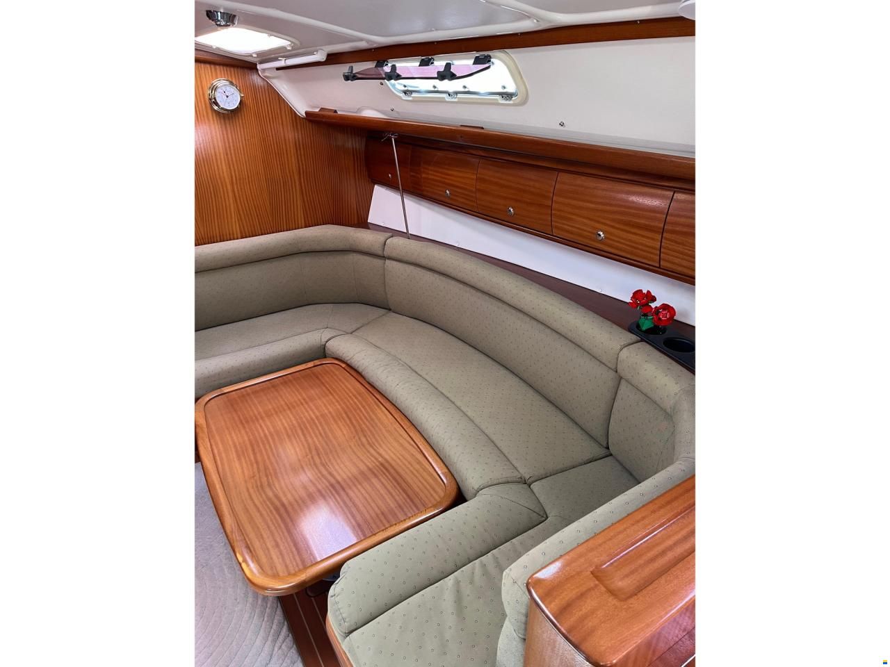 Bavaria 38