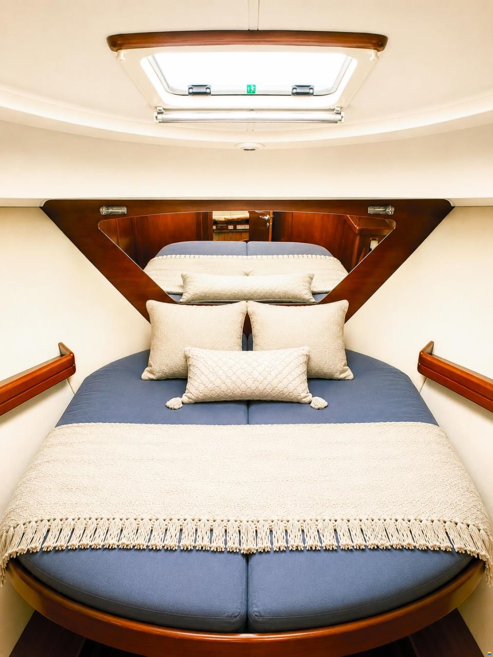 Beneteau Antares 9.80 Fly