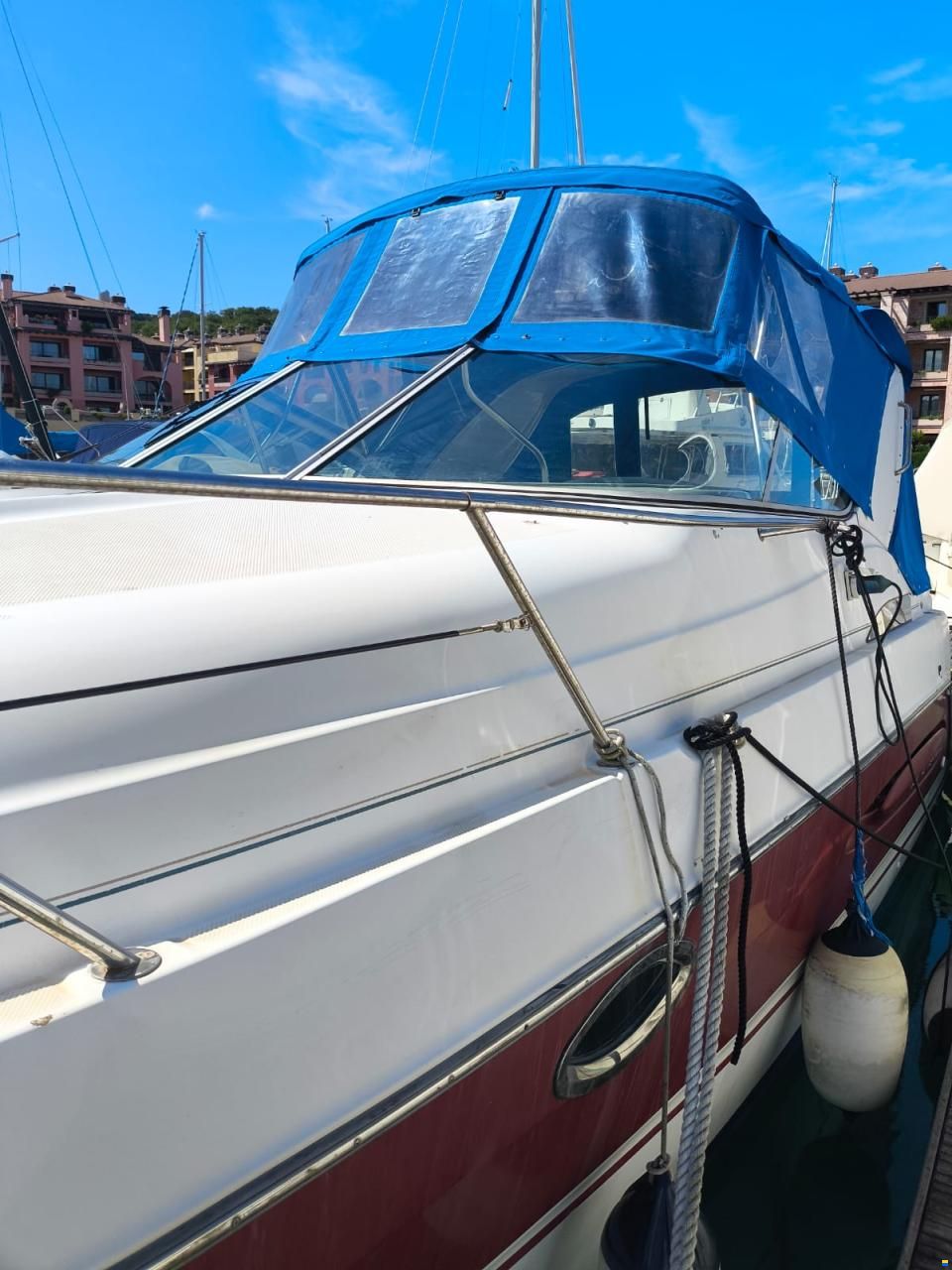 Maxum Modello 2855 MU