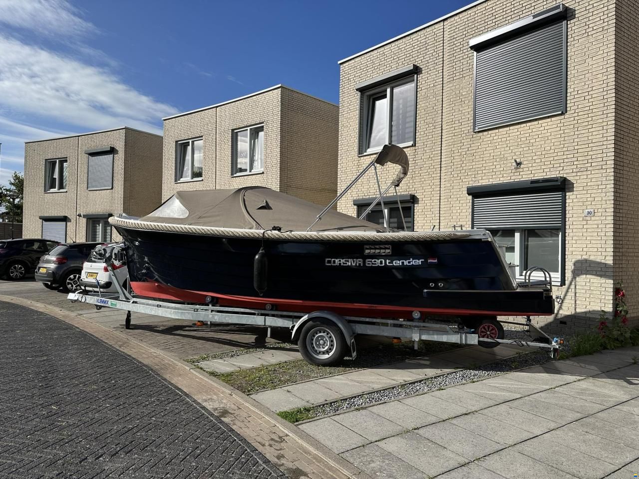 Corsiva Tender 690
