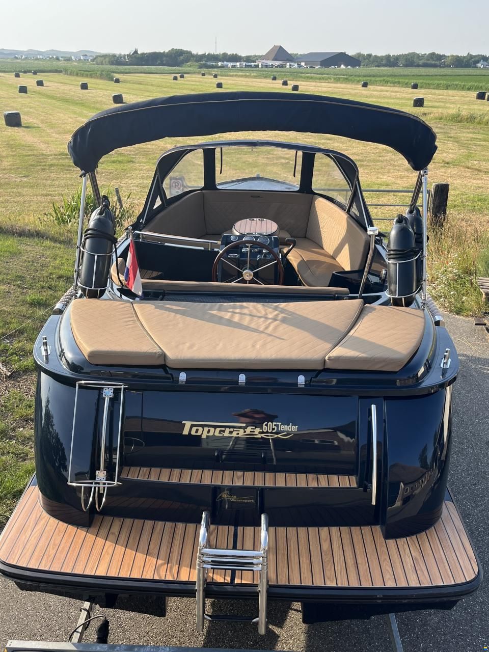 Topcraft 605 Tender