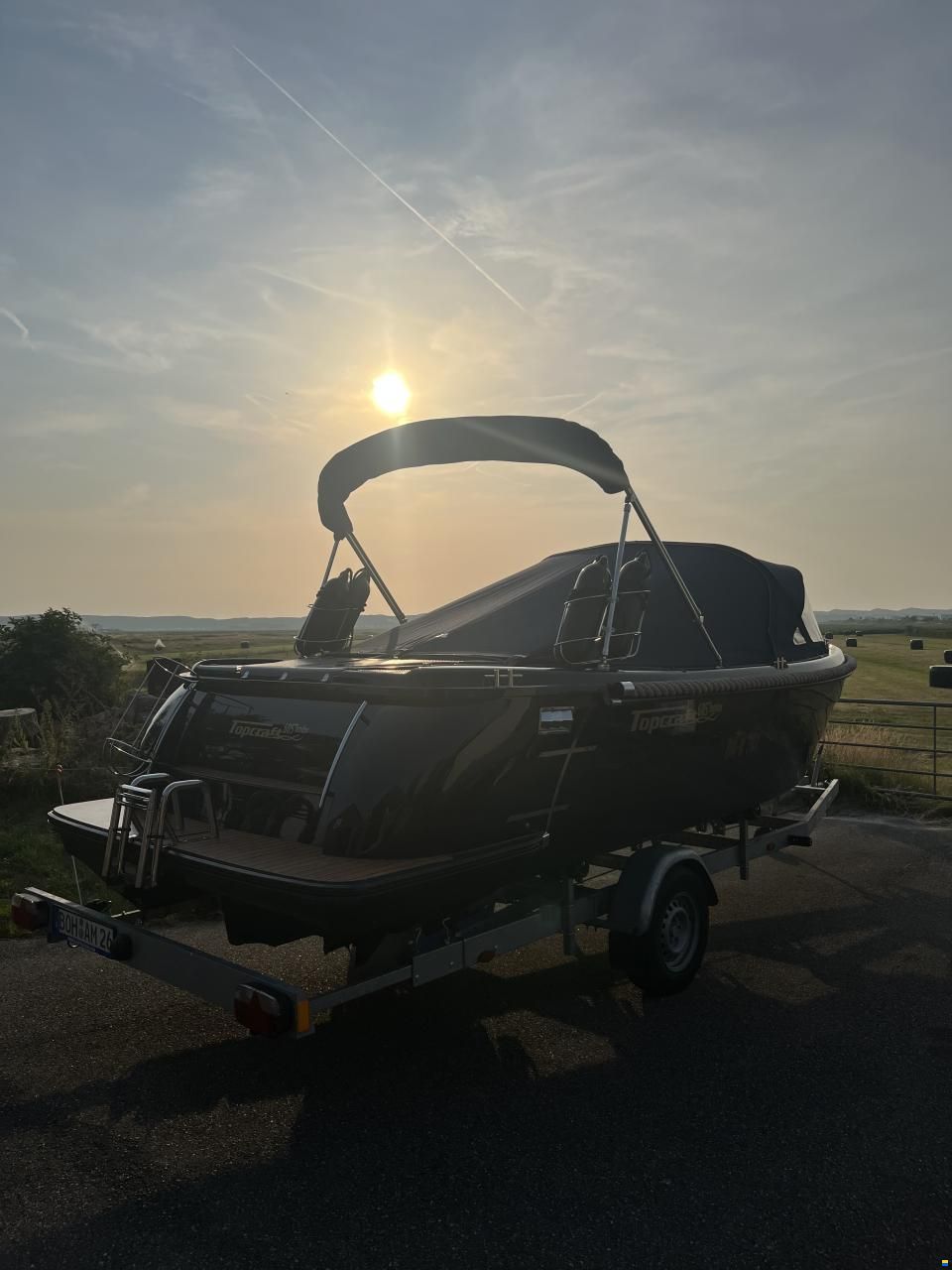 Topcraft 605 Tender