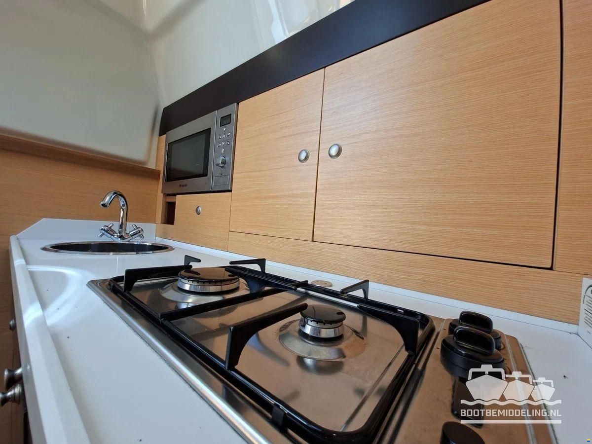 Cranchi Zaffiro 36 HT