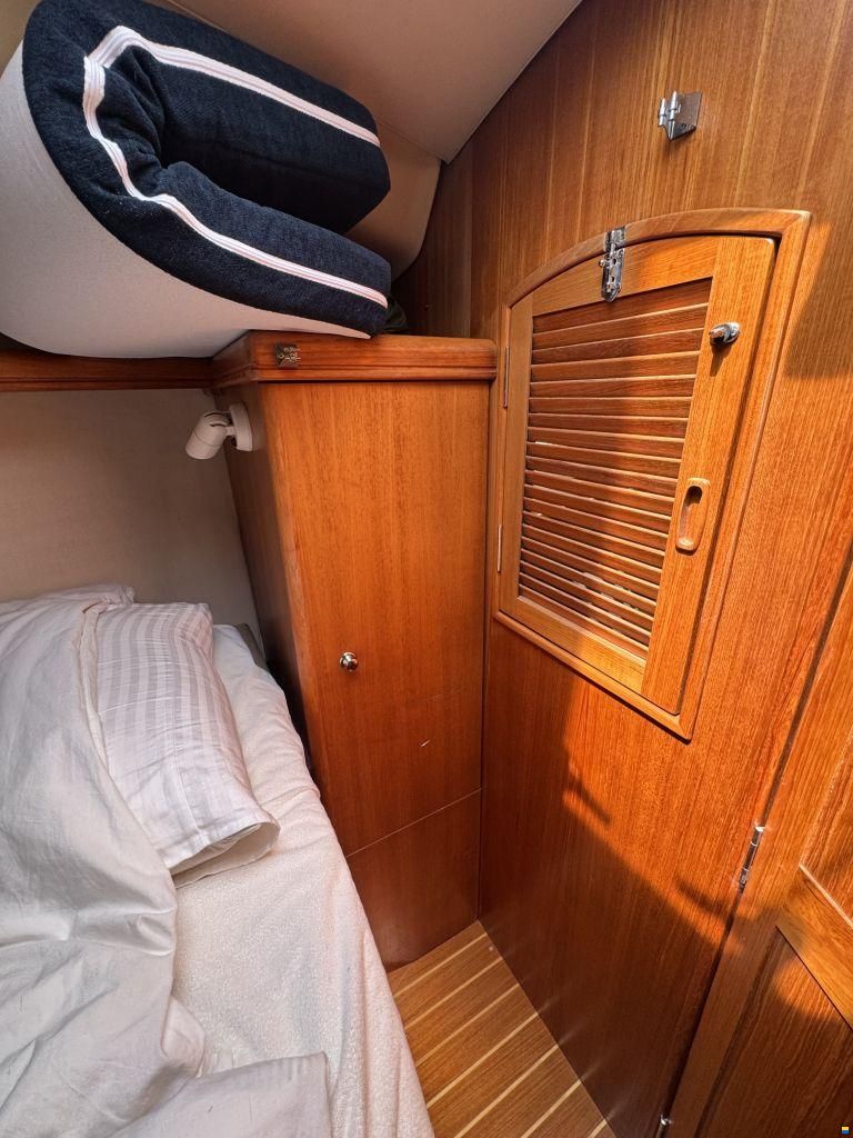 Hunter Marine 356