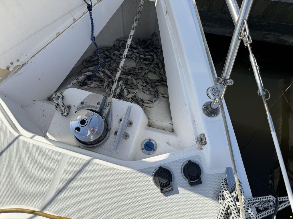 Hunter Marine 356