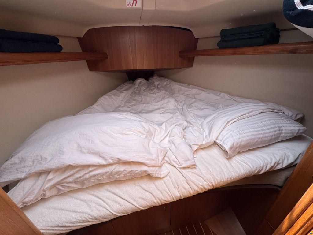 Hunter Marine 356